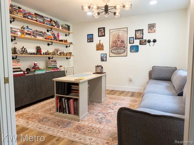 1476 Chanticlair Circle, Wixom, MI 48393