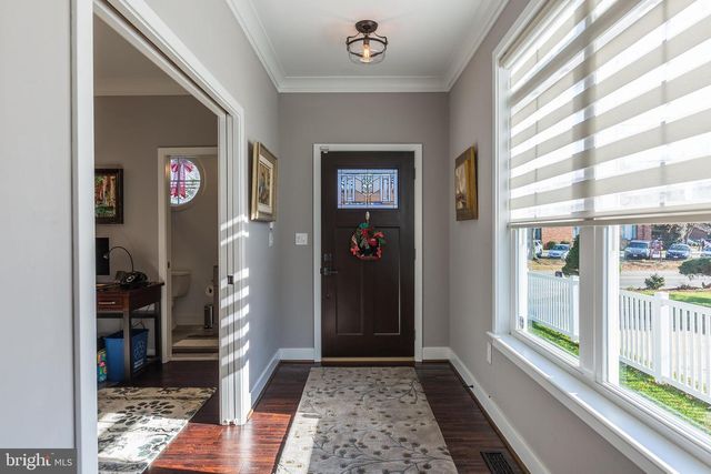 4222 LAMARRE DR, Fairfax, VA 22030