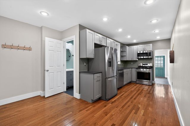 2534 E DAUPHIN ST, Philadelphia, PA 19125