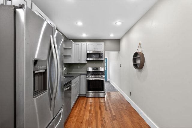 2534 E DAUPHIN ST, Philadelphia, PA 19125