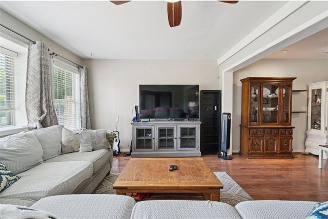 8008 NW 27th Street, Bethany, OK 73008