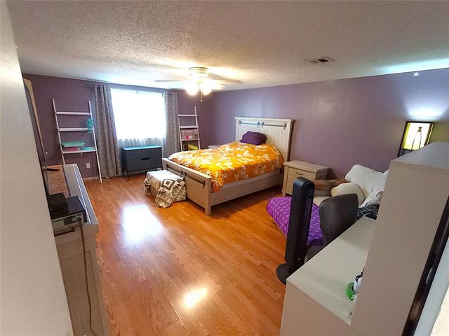 8008 NW 27th Street, Bethany, OK 73008