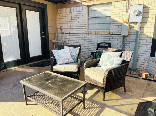 8008 NW 27th Street, Bethany, OK 73008