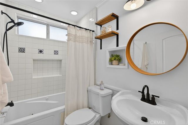 739 E 67th, Inglewood, CA 90302
