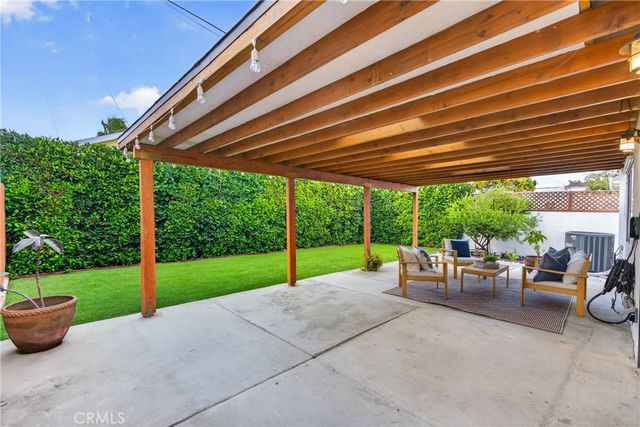 739 E 67th, Inglewood, CA 90302