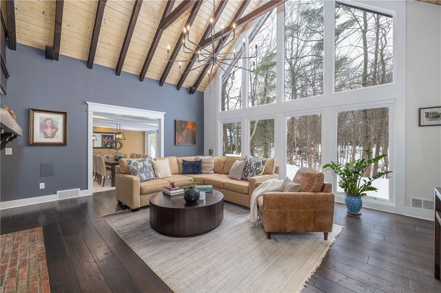 109 Tanglewood Court, Webster, NY 14580