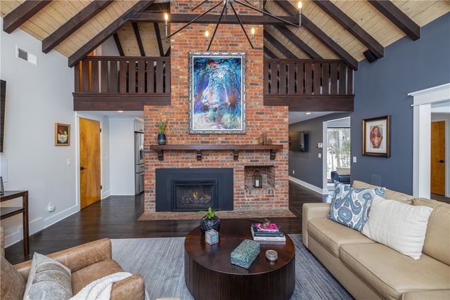 109 Tanglewood Court, Webster, NY 14580