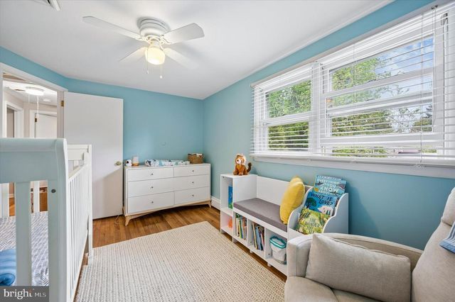323 S 5TH ST, North Wales, PA 19454
