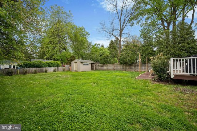 323 S 5TH ST, North Wales, PA 19454