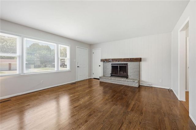 6807 N Brookside Road, Pleasant Valley, MO 64068