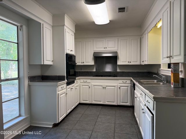 3534 Wheatley Street, Jackson, MS 39212