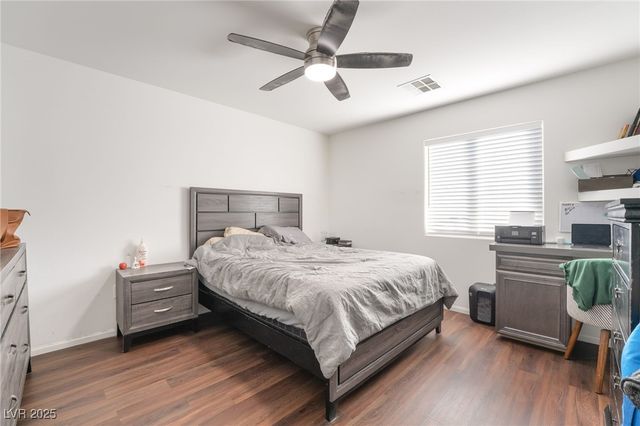 878 West Lake Mead Boulevard, Las Vegas, NV 89106