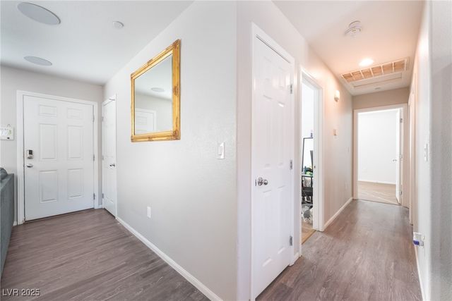 878 West Lake Mead Boulevard, Las Vegas, NV 89106