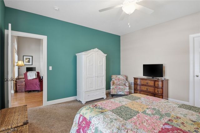 168 Vine Street 69, Westlake, OH 44145