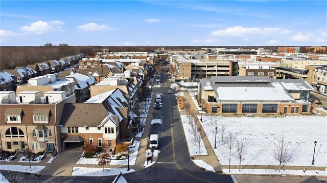 168 Vine Street 69, Westlake, OH 44145