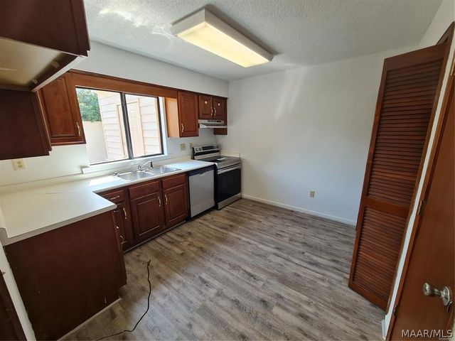 2136 Rexford Road, Montgomery, AL 36116