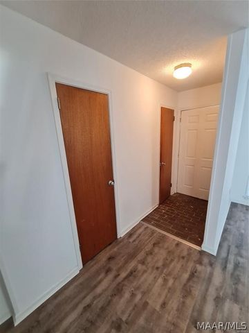 2136 Rexford Road, Montgomery, AL 36116