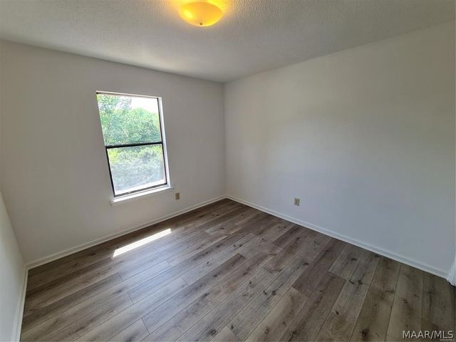 2136 Rexford Road, Montgomery, AL 36116