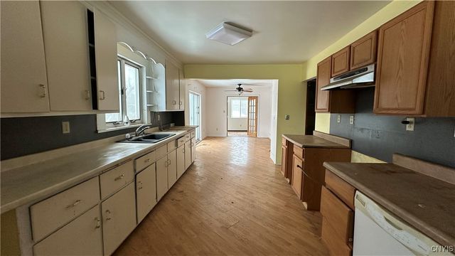 833 County Route 14, Granby, NY 13069