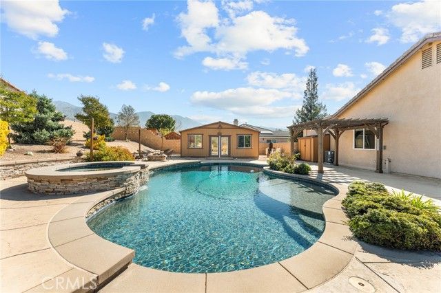 35316 Dry Creek Road, Yucaipa, CA 92399