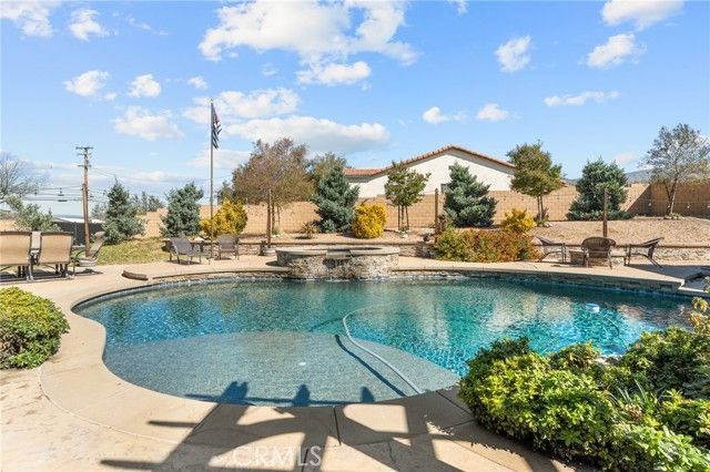 35316 Dry Creek Road, Yucaipa, CA 92399