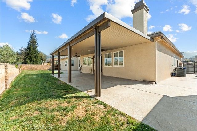 35316 Dry Creek Road, Yucaipa, CA 92399