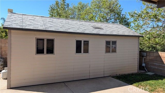 35316 Dry Creek Road, Yucaipa, CA 92399