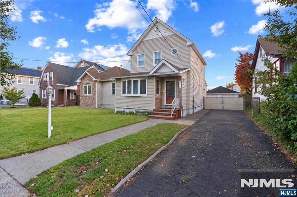 245 Kingsland Avenue, Lyndhurst, NJ 07071