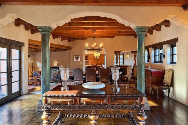 1433 Upper Canyon Road, Santa Fe, NM 87501