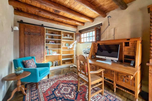 1433 Upper Canyon Road, Santa Fe, NM 87501