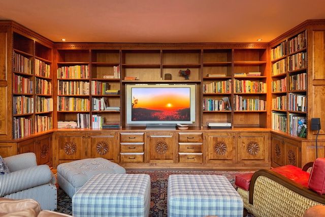 1433 Upper Canyon Road, Santa Fe, NM 87501