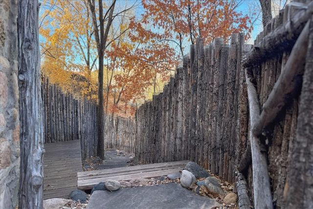 1433 Upper Canyon Road, Santa Fe, NM 87501