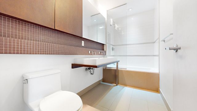 330 E 109th St Apt 2C, New York City, NY 10029