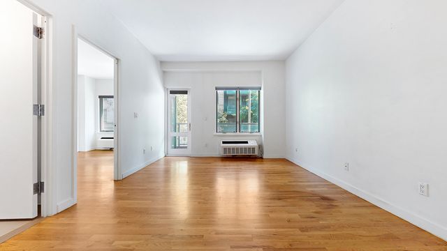 330 E 109th St Apt 2C, New York City, NY 10029