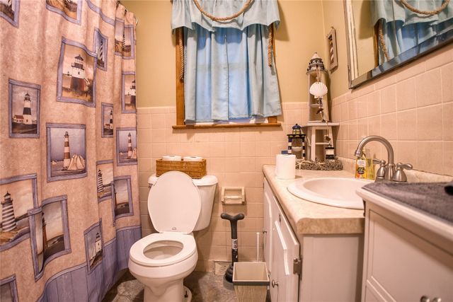 326 HATHAWAY Street W, Girard, PA 16417