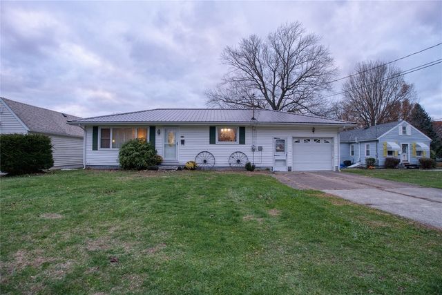 326 HATHAWAY Street W, Girard, PA 16417