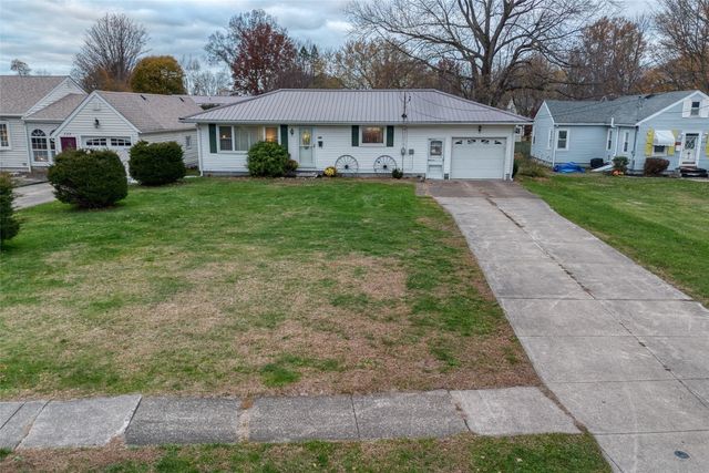 326 HATHAWAY Street W, Girard, PA 16417