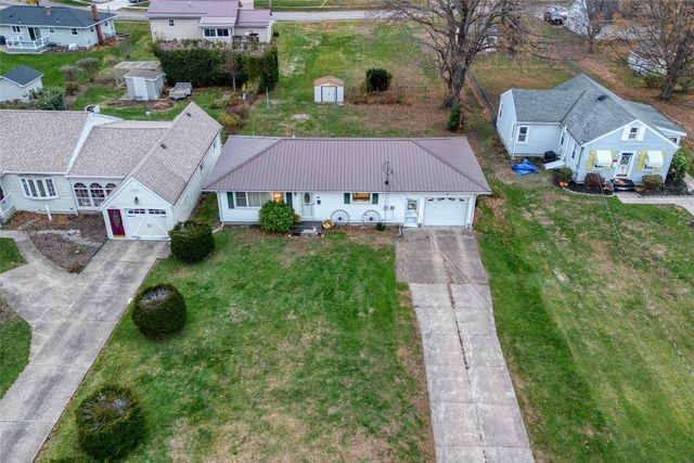 326 HATHAWAY Street W, Girard, PA 16417