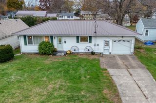 326 HATHAWAY Street W, Girard, PA 16417