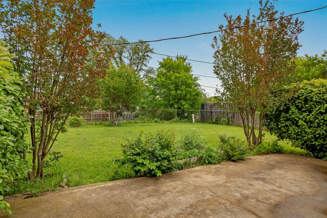 6417 Kary Lynn Drive N, Watauga, TX 76148