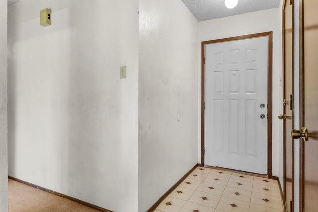 6417 Kary Lynn Drive N, Watauga, TX 76148