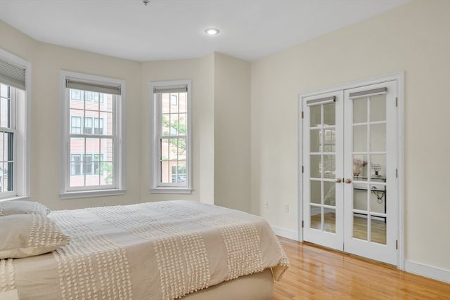 381 W Broadway 4, Boston, MA 02127