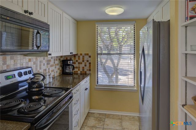214 T Bar M Drive, New Braunfels, TX 78132