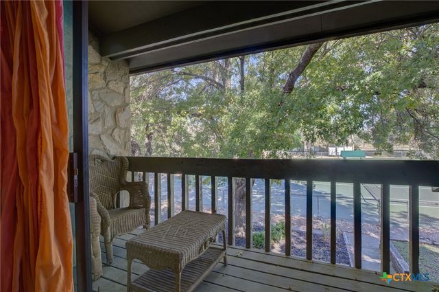 214 T Bar M Drive, New Braunfels, TX 78132