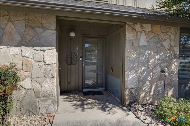 214 T Bar M Drive, New Braunfels, TX 78132