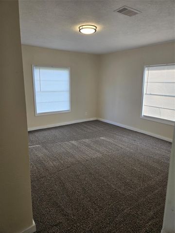 2216 3rd Street, Houston, TX 77547