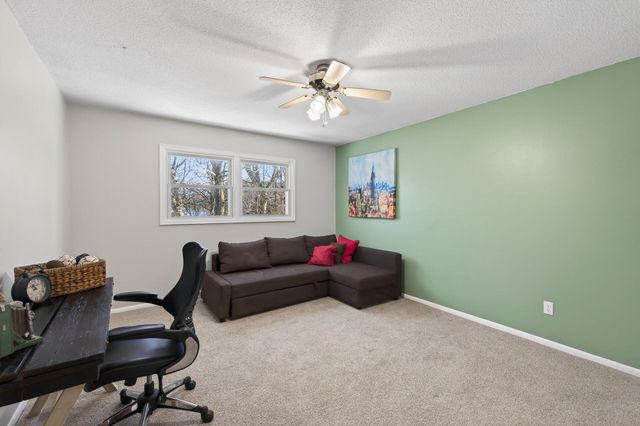 21851 Calmor Avenue, Prior Lake, MN 55372