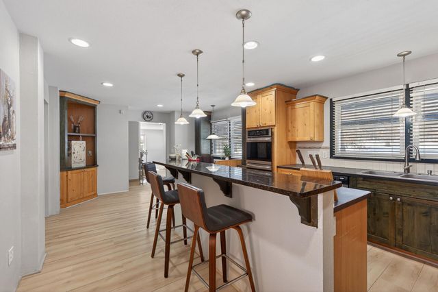 21851 Calmor Avenue, Prior Lake, MN 55372