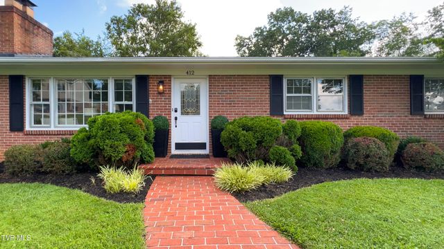 412 Brookwood Dr, Bristol, TN 37620