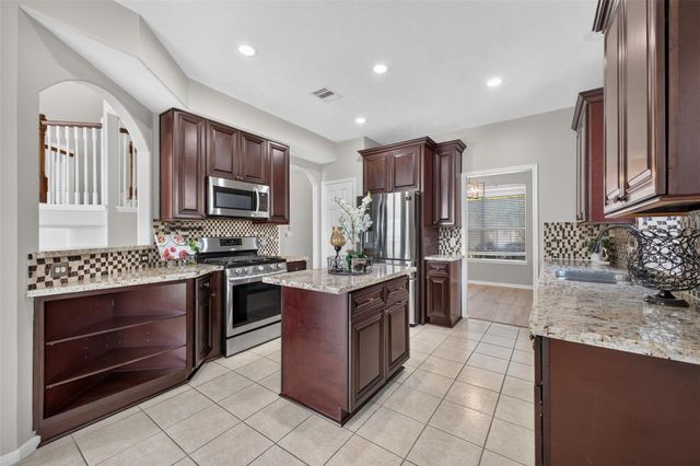 1011 Jasons Bend Drive, Sugar Land, TX 77479